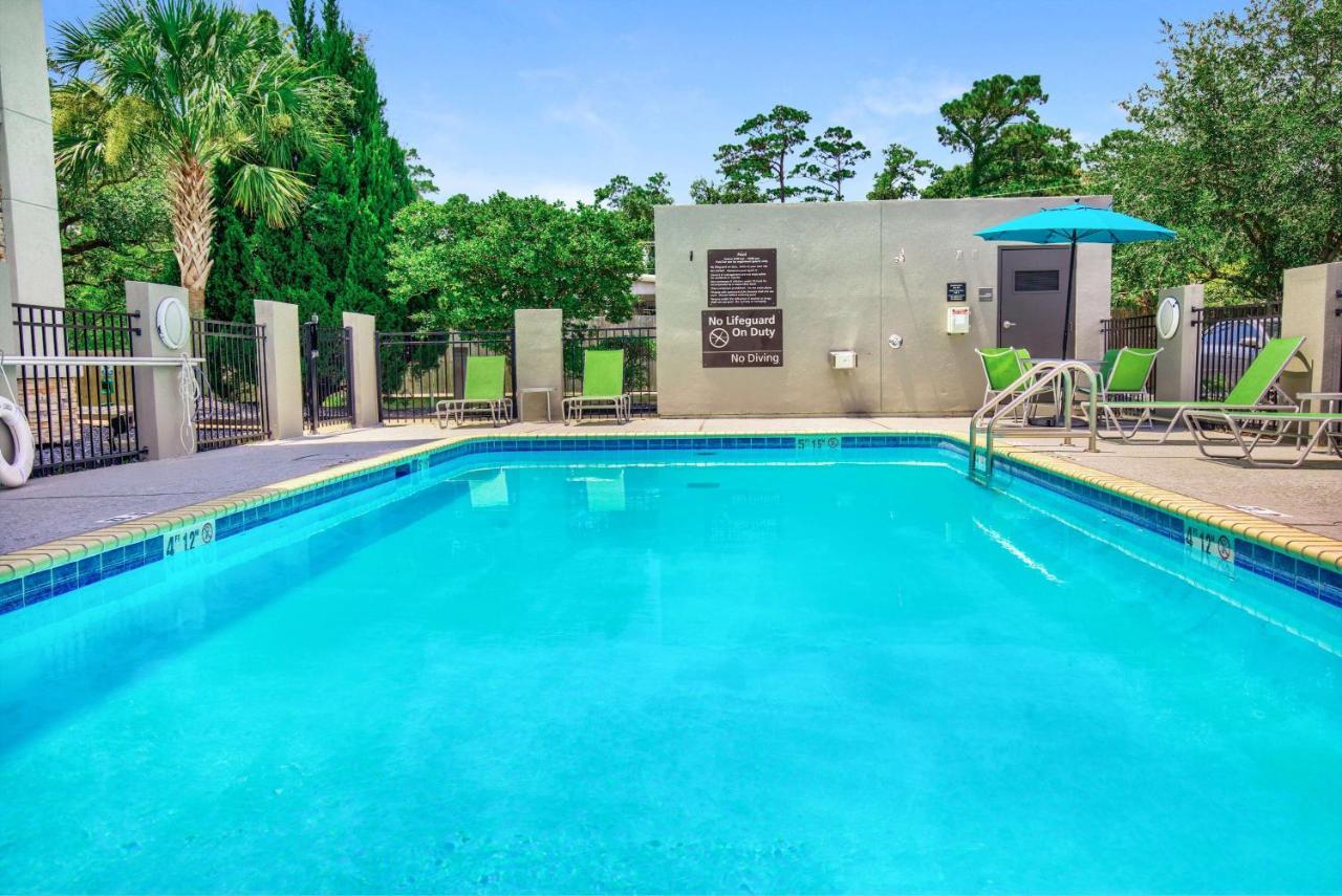 Hampton Inn Slidell Kültér fotó